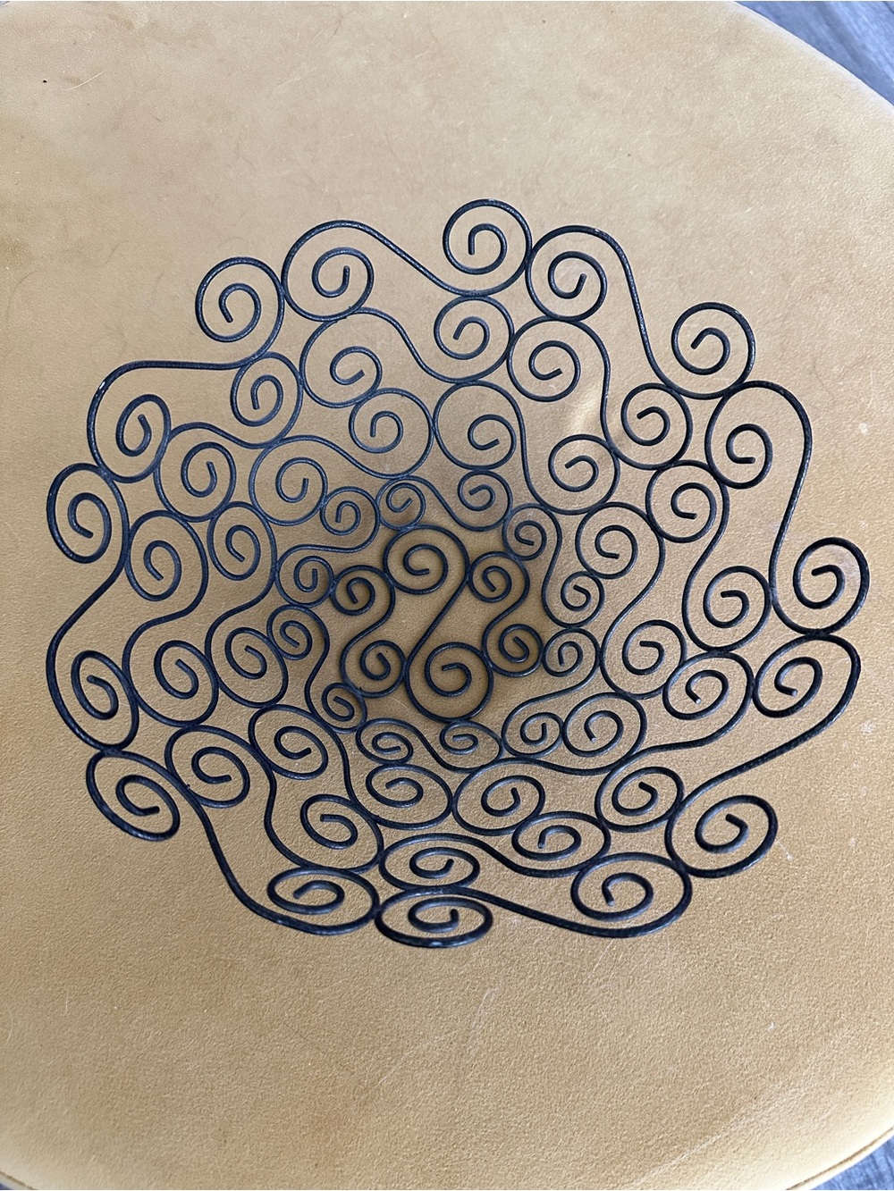 Elegant Black Swirl bowl - Decor